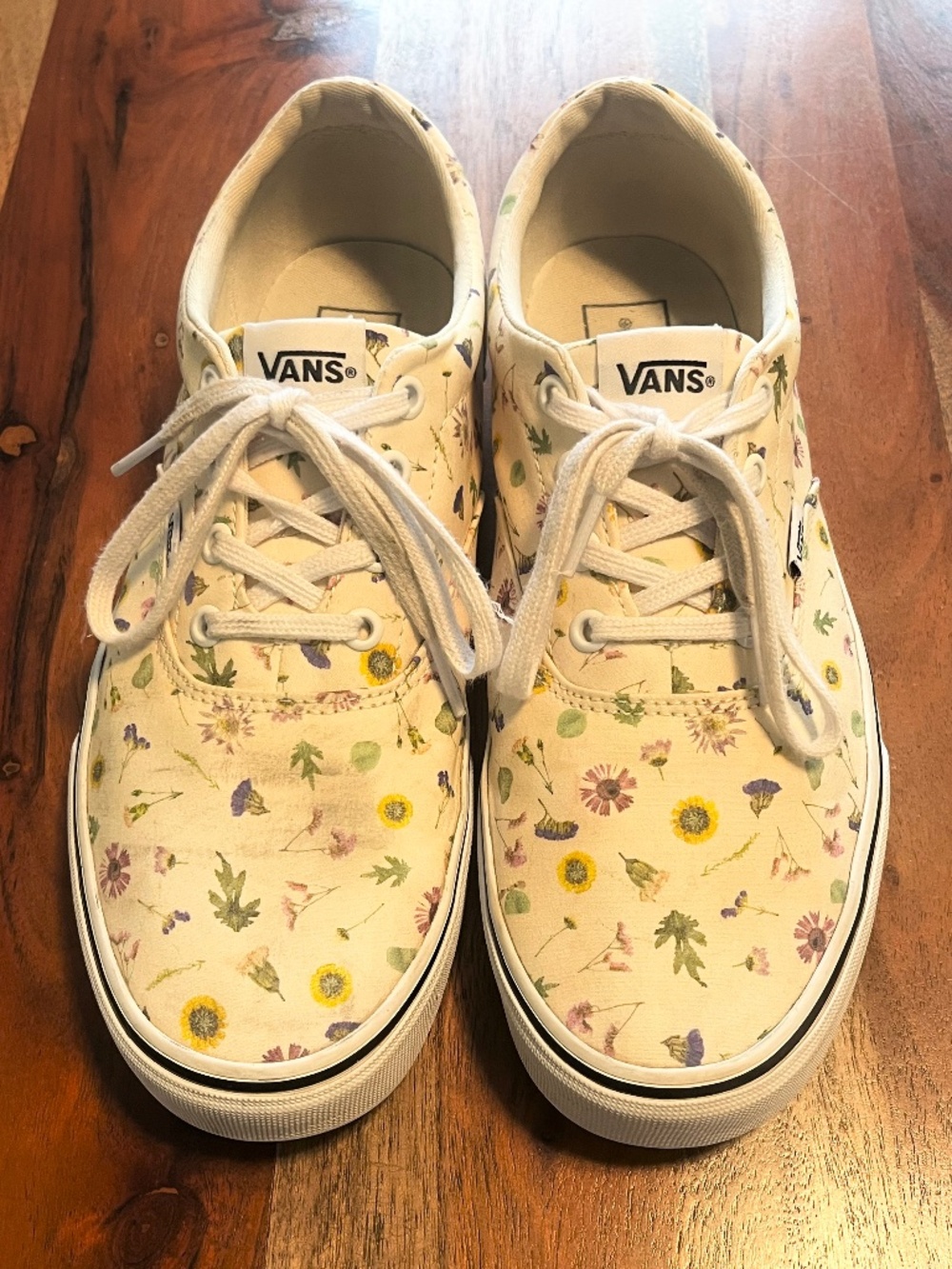 Vans-Women's Cream Colored, with Wild Flowers, Low-Top Canvas Sneakers-Size 9.5